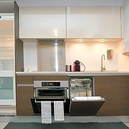 Plaza 1 In Apartment