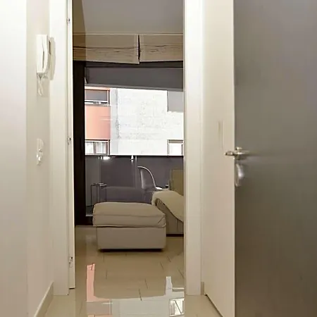 Plaza 1 In Apartment *