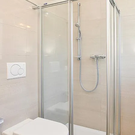 New Plaza -2 아파트